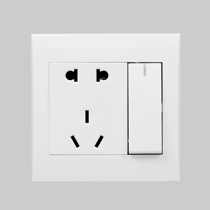 人民電器一聯(lián)開關(guān)帶五孔插座(R86N) 